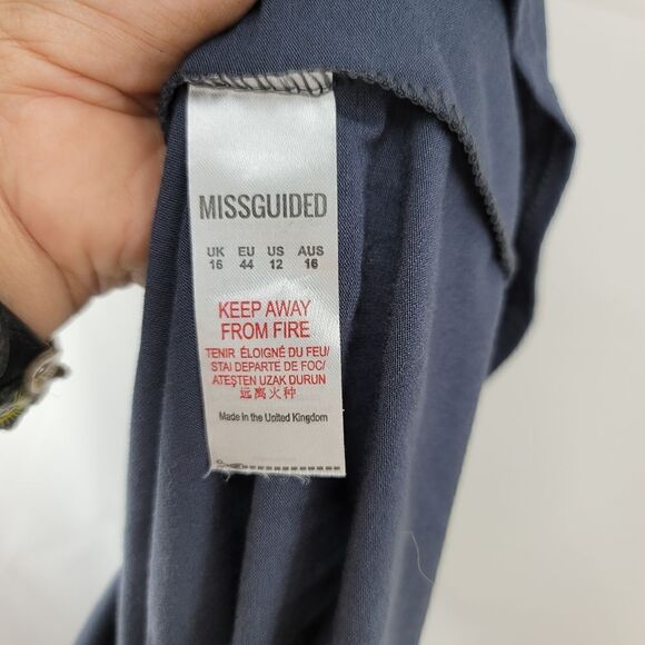 Missguided blue tshirt dress new with flaw - Picture 4 of 9